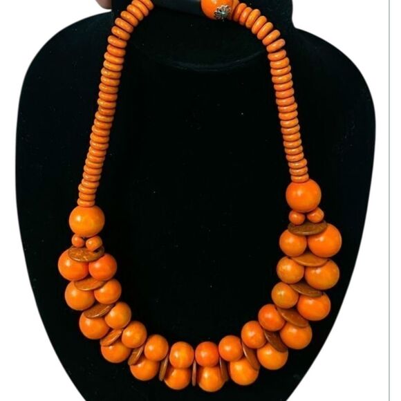 Necklace + Earings - Picture 1 of 3